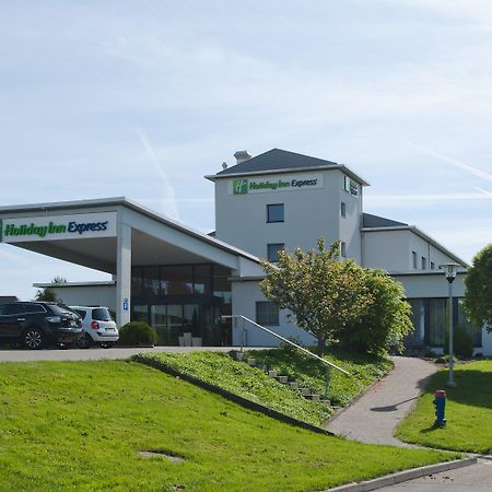 Holiday Inn Express Luzern-Neuenkirch By Ihg Rothenburg Eksteriør bilde