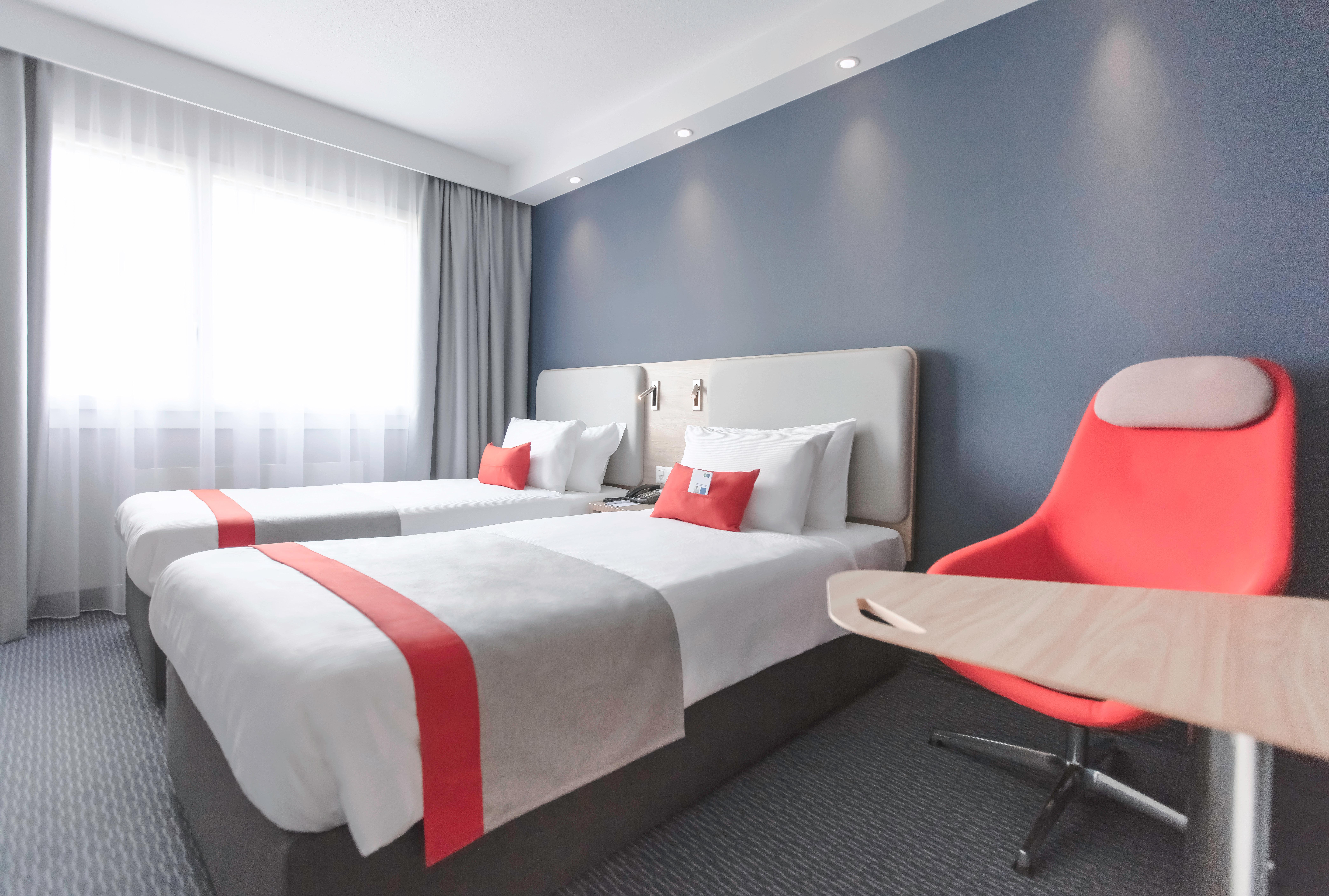 Holiday Inn Express Luzern-Neuenkirch By Ihg Rothenburg Eksteriør bilde