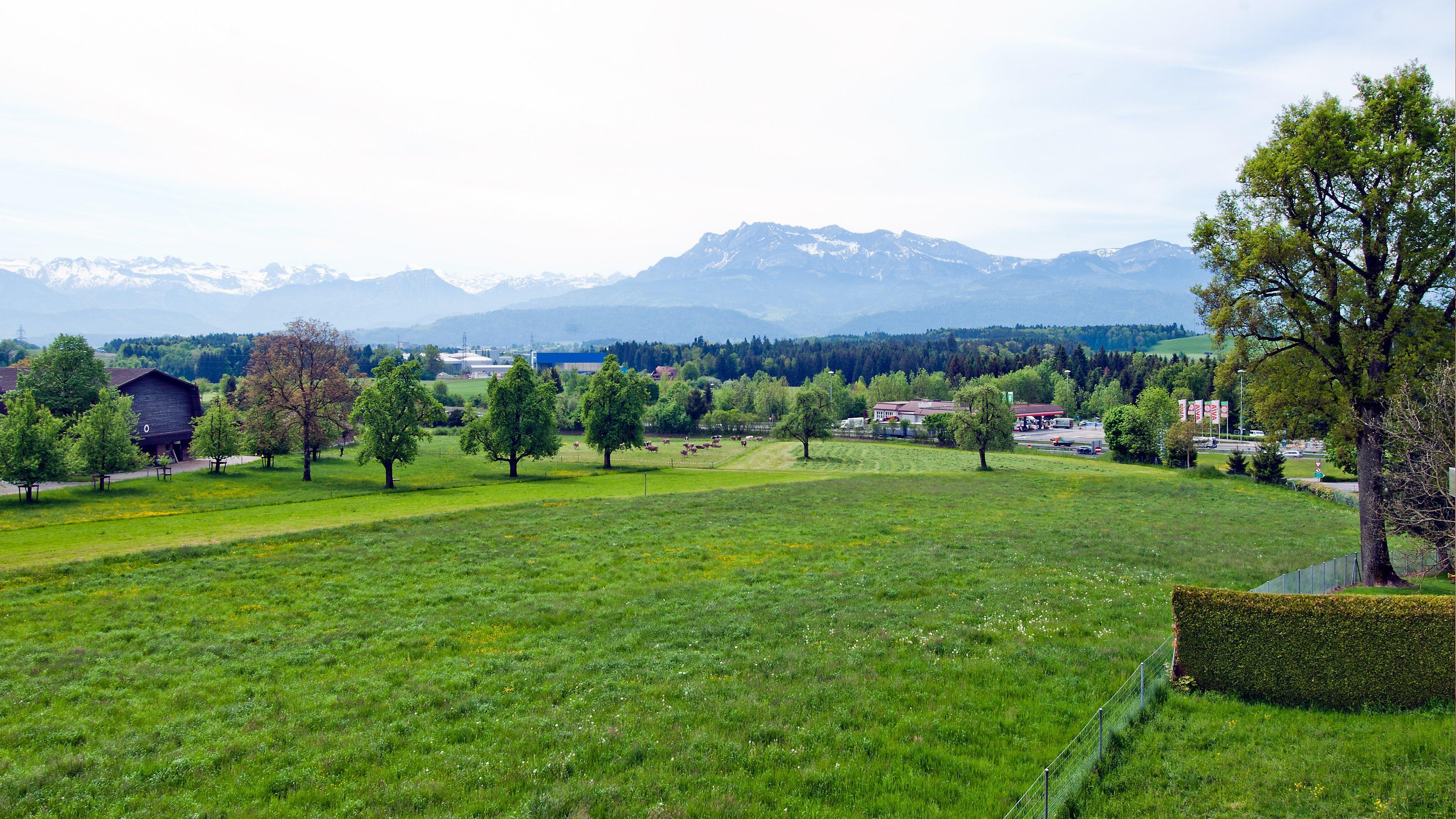 Holiday Inn Express Luzern-Neuenkirch By Ihg Rothenburg Eksteriør bilde