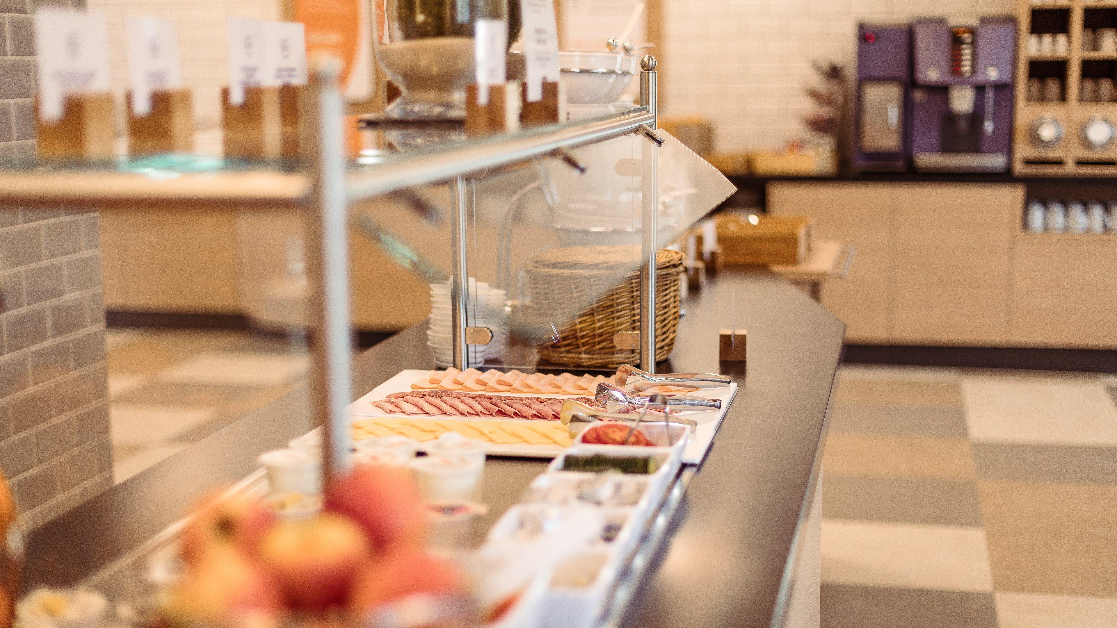 Holiday Inn Express Luzern-Neuenkirch By Ihg Rothenburg Eksteriør bilde