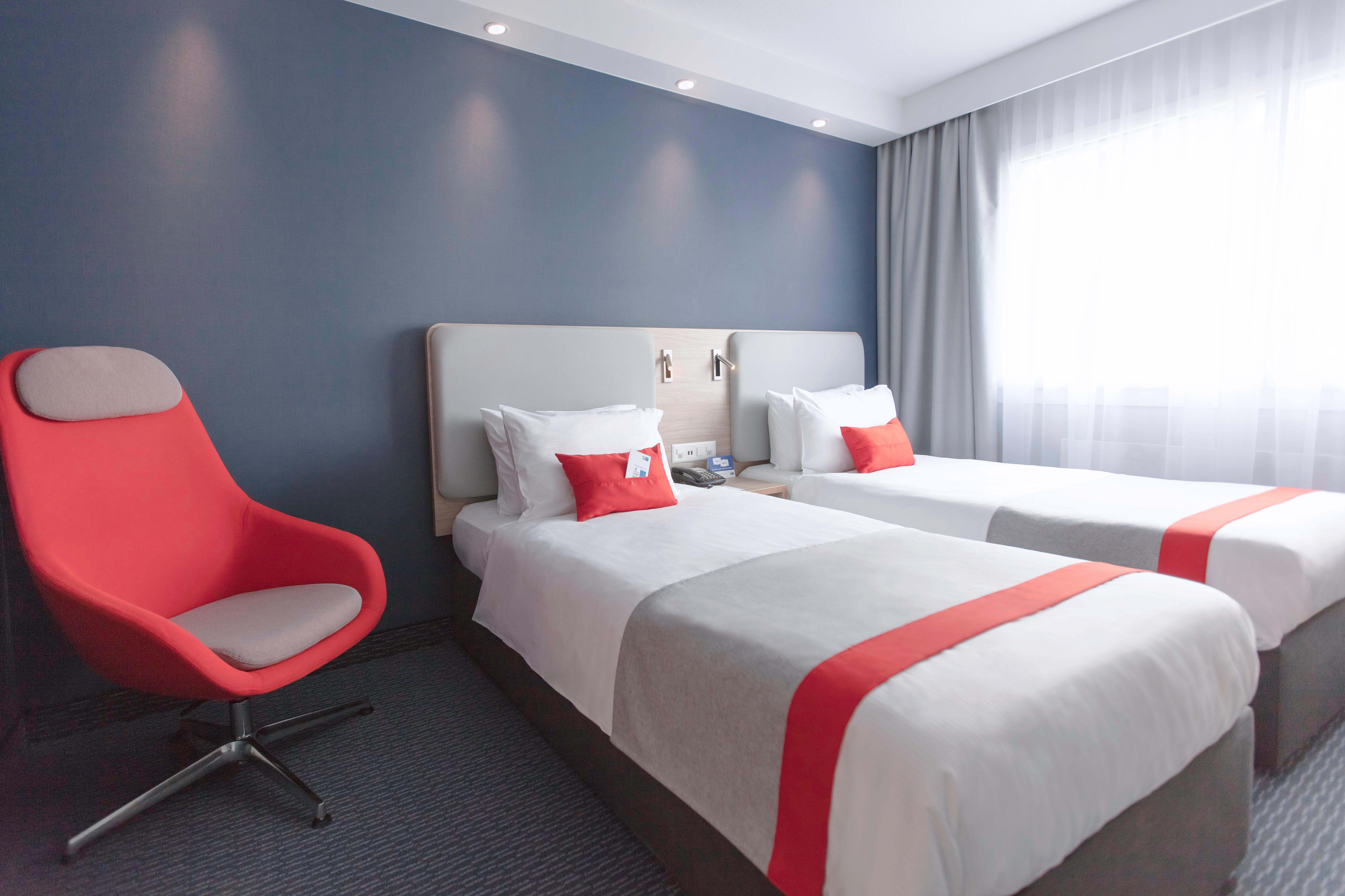 Holiday Inn Express Luzern-Neuenkirch By Ihg Rothenburg Eksteriør bilde